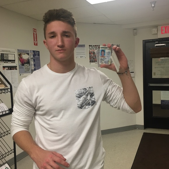 Meet your Posher, Chelene - Picture 1 of 1